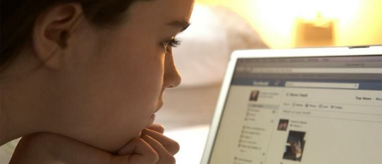 Cara Melihat Orang Yang Melihat Profil Fb. Cara Mengetahui Orang yang Melihat Facebook Kita, Stalker Ketahuan!