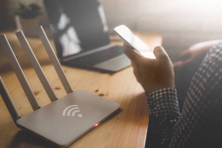 Cara Mengetahui Aktivitas Pengguna Wifi. Intip Cara Mengetahui Aktivitas Pengguna Wifi, Dijamin Berhasil!
