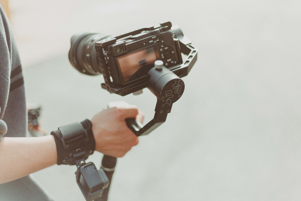 Alat Perekam Video Terbaik. 6 Rekomendasi Kamera untuk Memulai Karier Sebagai Videografer