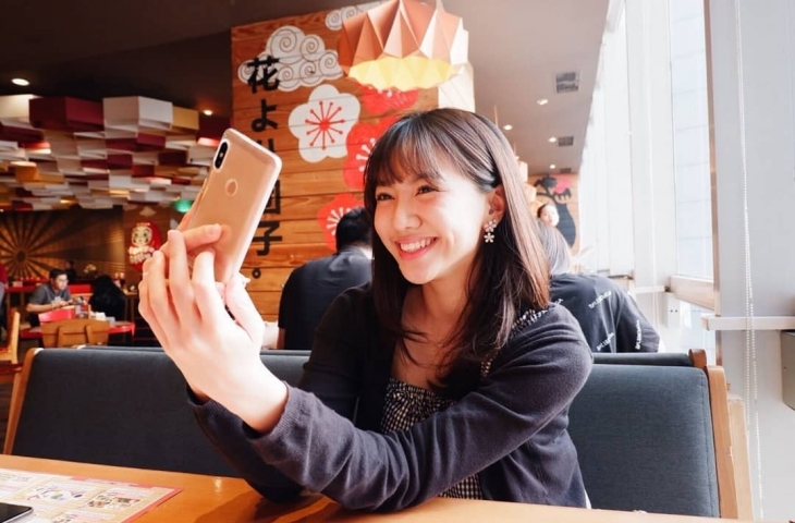 Hp Xiaomi Yang Bagus Untuk Selfie. Ini Trik Setting Kamera Xiaomi Untuk Foto Selfie Jadi Keren